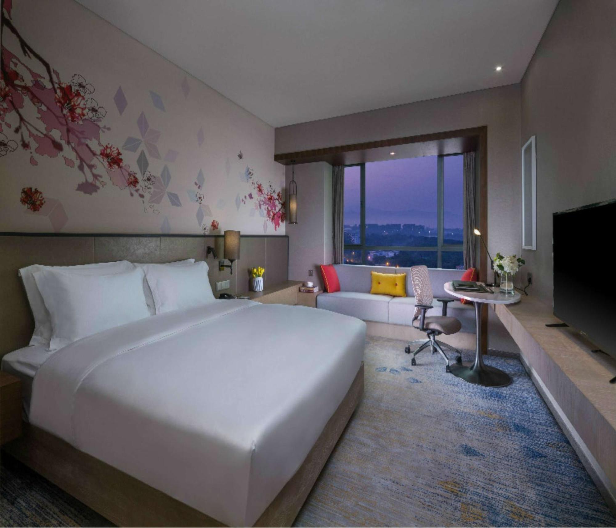 Hilton Garden Inn Zhongshan Guzhen Екстериор снимка